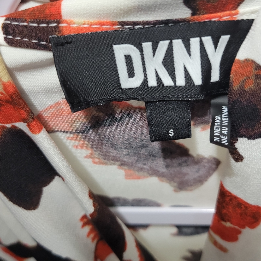 DKNY Women's Printed Faux-Wrap Top Small - Picture 5 of 6